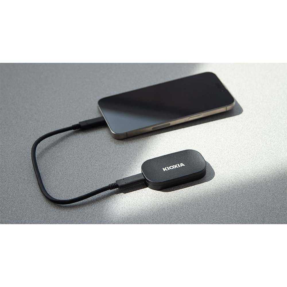 KIOXIA LXD20K001TG8 EXCERIA PLUS G2 Mini 1TB (1050/1000MB/s) USB ve TYPE-C Siyah Taşınabilir SSD Harddisk